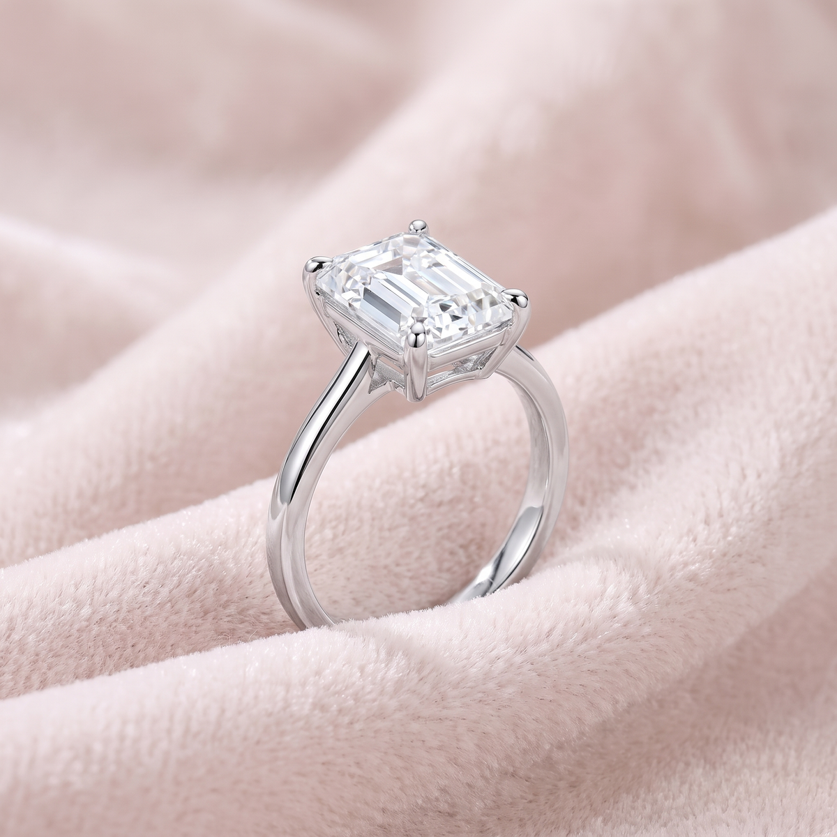 Vetro Ring on blush velvet