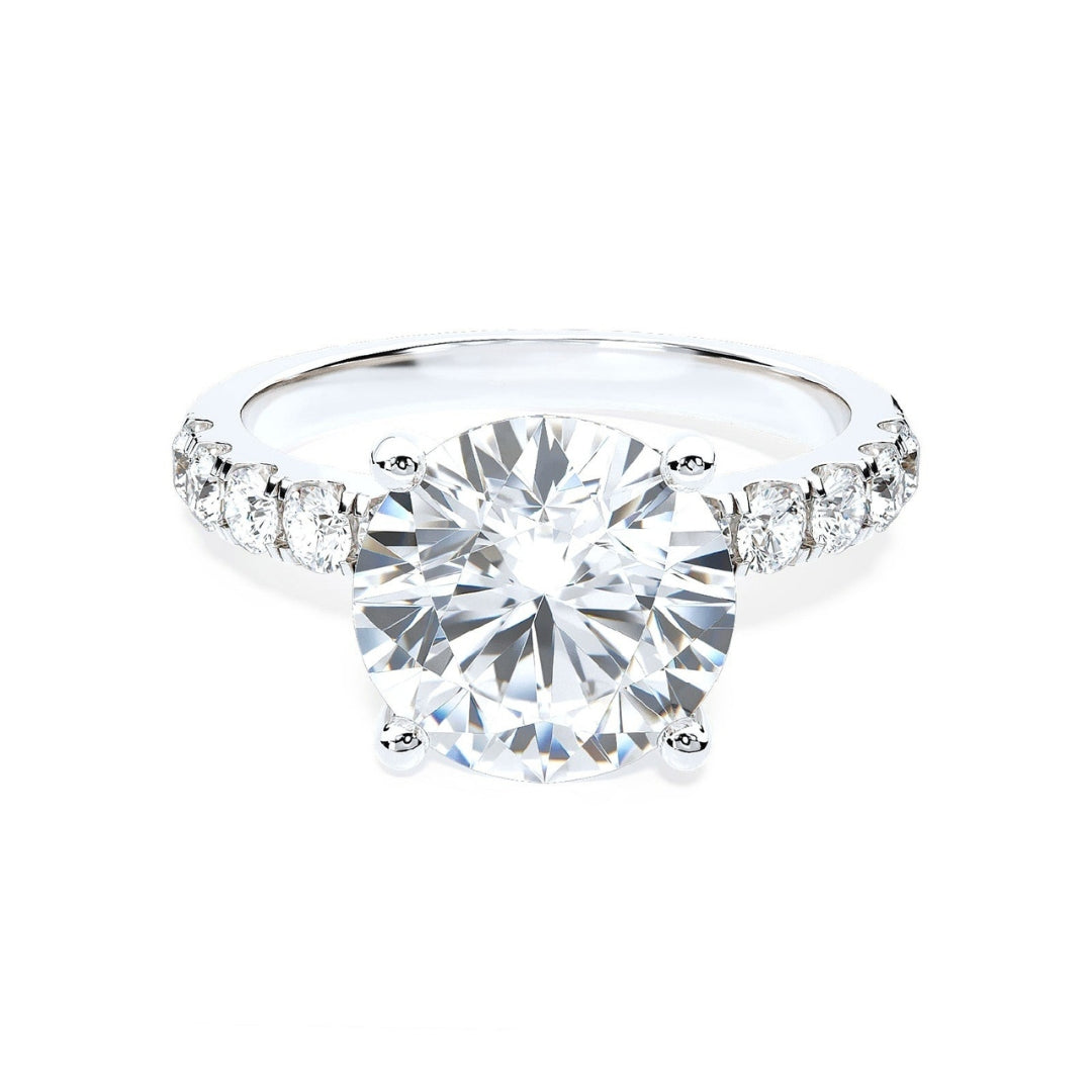 Cerchio Angelo Ring - round moissanite with pave shoulders